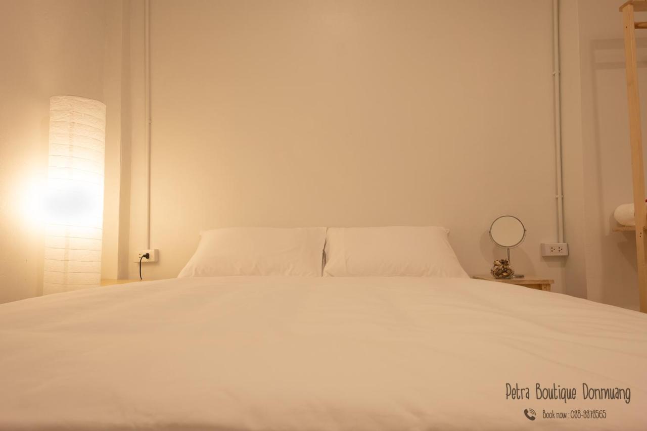 Апартаменты Petra Boutique Donmuang Бангкок Экстерьер фото